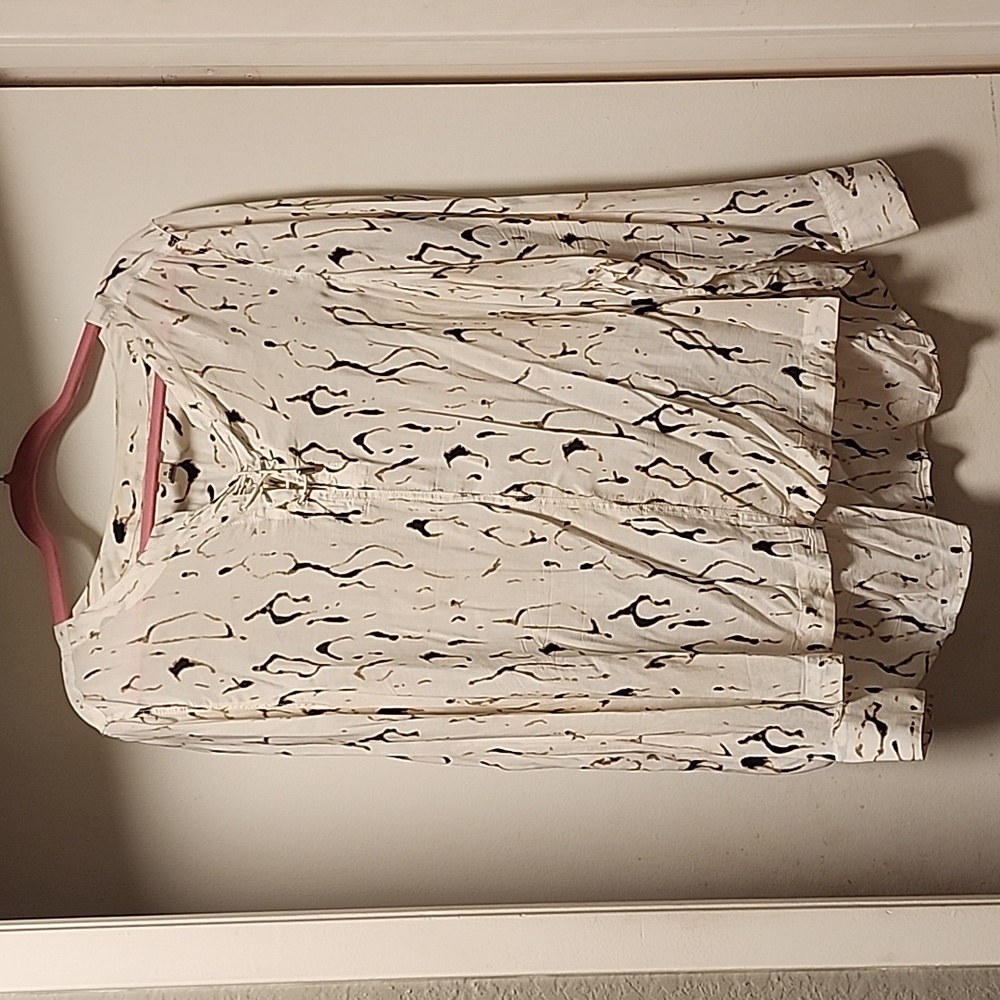 Calvin Klein beautiful blouse